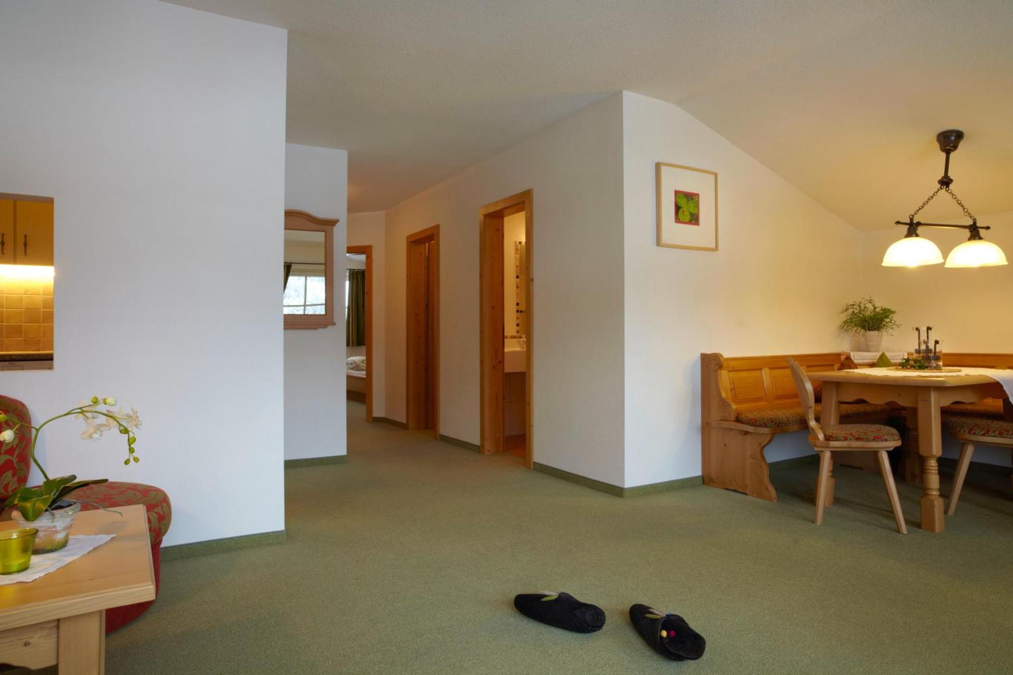 Landhaus Alpensonne Schattwald Dış mekan fotoğraf
