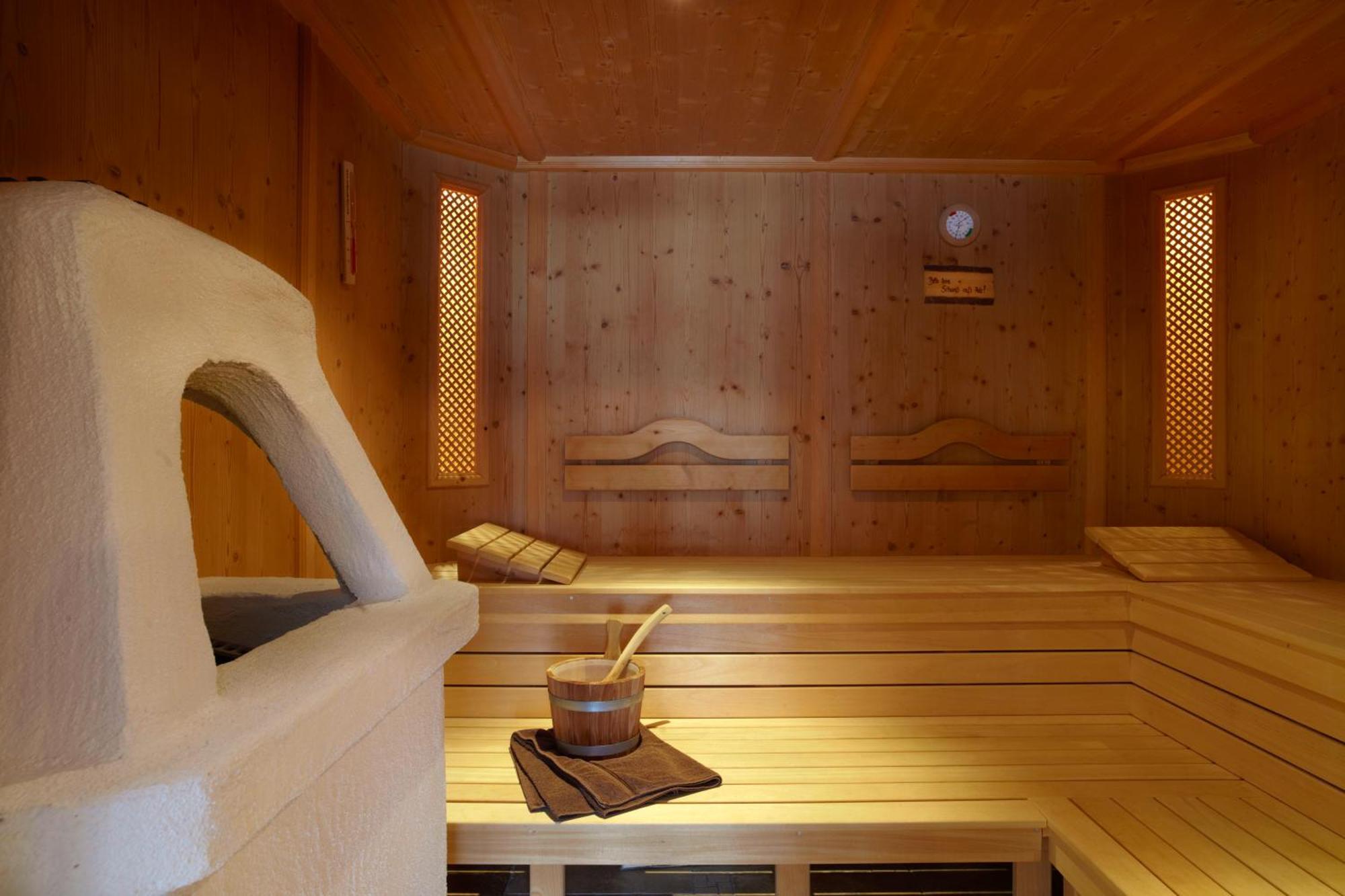 Landhaus Alpensonne Schattwald Dış mekan fotoğraf